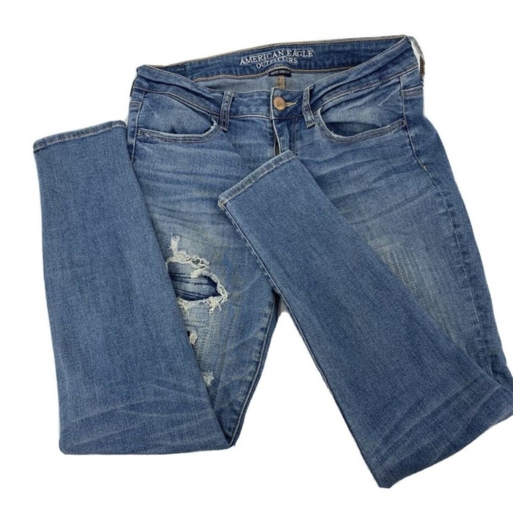 American Eagle Outfitters Women's Distressed Blue Skinny Jeans
